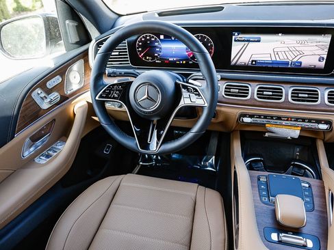 New 2025 Mercedes-Benz GLE 580 4MATIC image 14