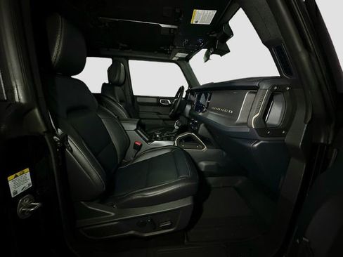 New 2025 Ford Bronco Badlands image 31