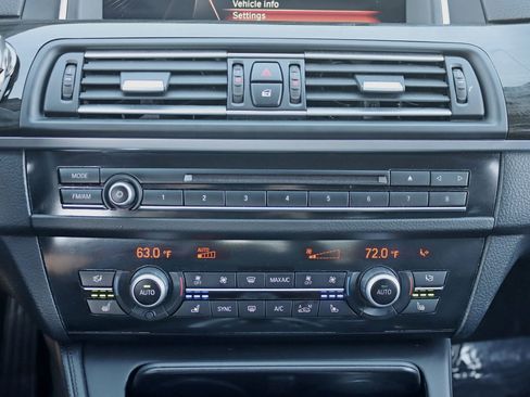 Used 2015 BMW M5 image 28