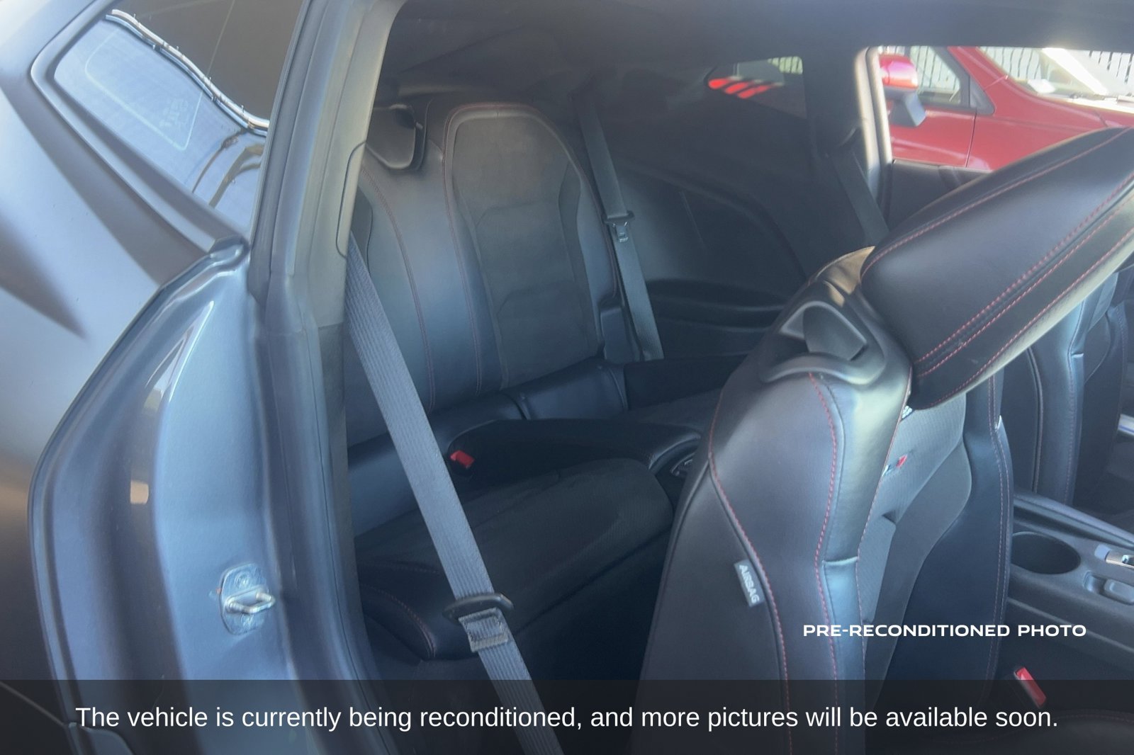 Used 2021 Chevrolet Camaro ZL1 RWD image 13