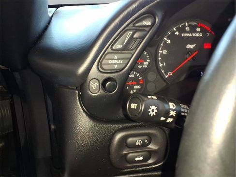 Used 2003 Chevrolet Corvette Convertible w/ Preferred Equipment Group1 image 11