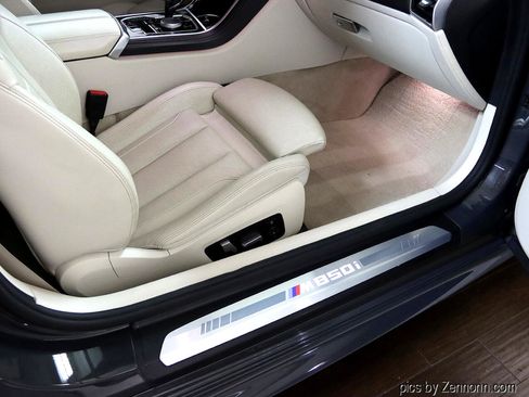 Used 2021 BMW M850i xDrive AWD image 30