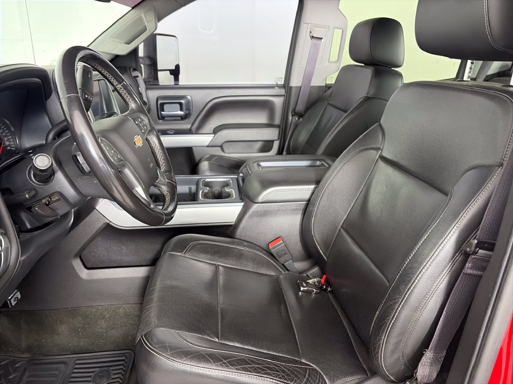 Used 2014 Chevrolet Silverado 1500 LTZ Z71 w/ LTZ Plus Package AWD/4WD image 11