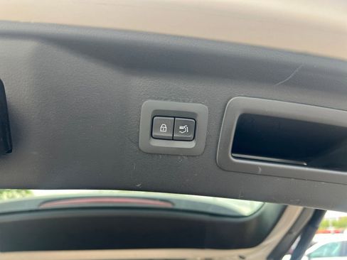 Used 2025 MAZDA CX-90 3.3 Turbo w/ Preferred Package image 24