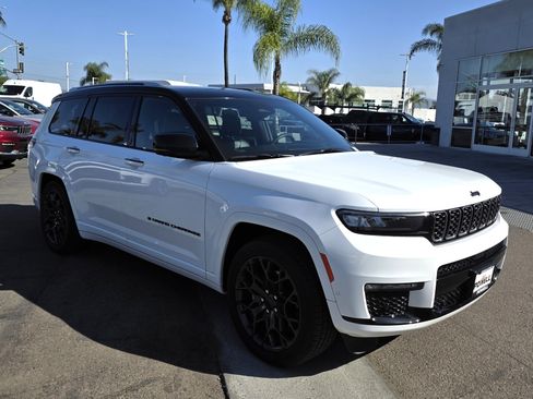 Certified 2023 Jeep Grand Cherokee L Summit image 6