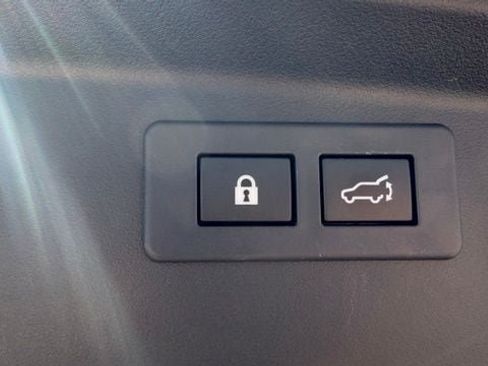 Certified 2026 Subaru Outback Premium AWD/4WD image 12