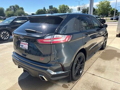 Used 2022 Ford Edge ST w/ Equipment Group 401A AWD/4WD image 6