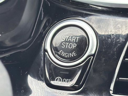 Used 2018 BMW 530i xDrive image 25