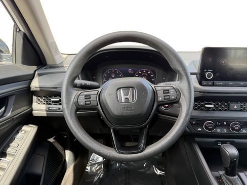 Used 2025 Honda Accord SE image 7