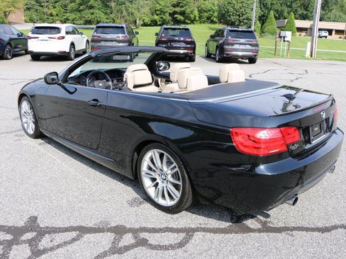 Used 2013 BMW 335i Convertible RWD image 3