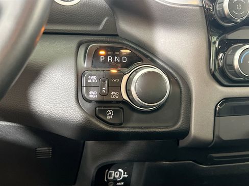 Used 2022 RAM 1500 Big Horn AWD/4WD image 17