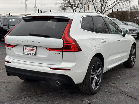 Used 2020 Volvo XC60 T6 Momentum image 8