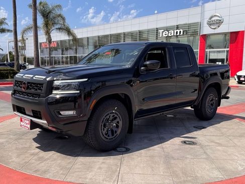 New 2025 Nissan Frontier Pro-X image 4