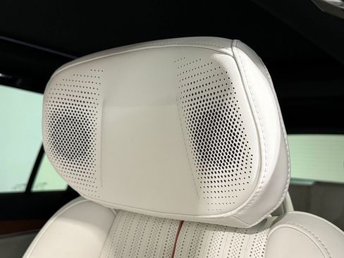 New 2026 Cadillac Vistiq Sport w/ LPO, Floor Liner Package image 26