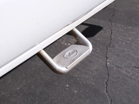 Used 2016 GMC Sierra 2500 2WD Crew Cab image 19
