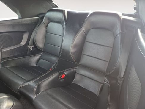 Used 2020 Ford Mustang Premium image 13