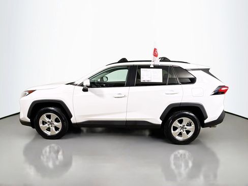 Certified 2021 Toyota RAV4 XLE image 4