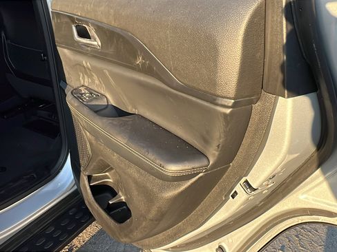 Used 2024 Jeep Grand Cherokee Laredo image 20