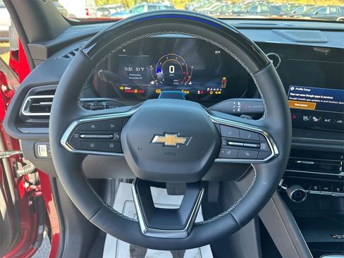 New 2026 Chevrolet Traverse High Country image 16