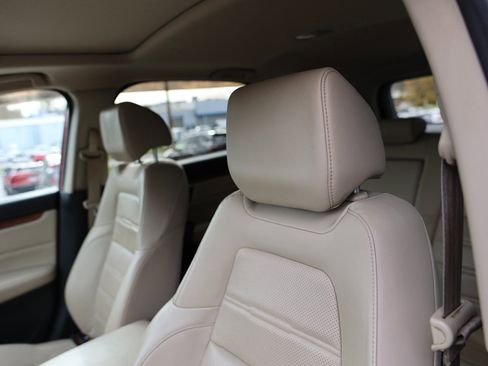 Used 2017 Honda CR-V EX-L image 19