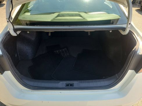 Used 2025 Nissan Altima 2.5 SV FWD image 7