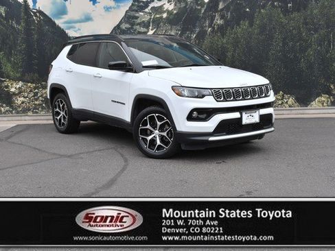 Used 2024 Jeep Compass Limited AWD/4WD image 1
