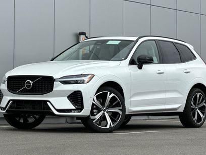 New 2025 Volvo XC60 B5 Ultra w/ Protection Package Premier