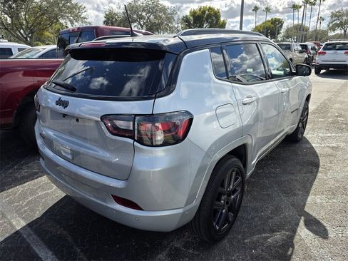 Used 2024 Jeep Compass Limited w/ Driver Assist Group I image 5