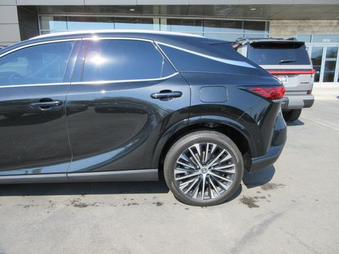 Used 2024 Lexus RX 350 Premium Plus w/ Convenience Package AWD/4WD image 4