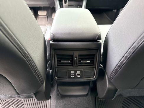 New 2026 Subaru Outback Premium w/ Premium/Limited Package 2 AWD/4WD image 17
