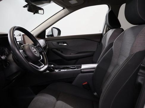 Used 2023 Nissan Rogue SV AWD/4WD image 12