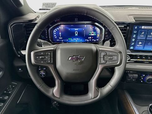 Used 2026 Chevrolet Silverado 1500 High Country w/ Midnight Edition AWD/4WD image 12