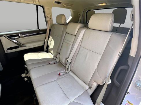 Used 2015 Lexus GX 460 w/ Premium Package AWD/4WD image 18