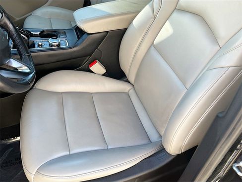 Used 2023 Cadillac XT4 Luxury w/ Cold Weather Package image 20