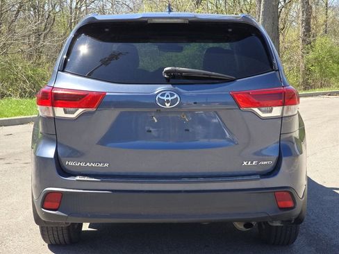 Used 2019 Toyota Highlander XLE image 15