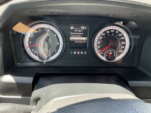 Used 2014 RAM 1500 Classic SLT w/ Remote Start & Security Group AWD/4WD image 11
