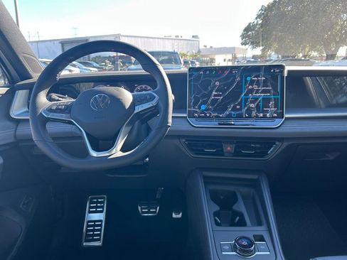 New 2026 Volkswagen Tiguan SE R-Line image 51