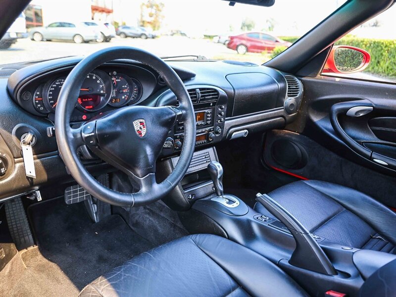 Used 2003 Porsche 911 Carrera RWD image 14