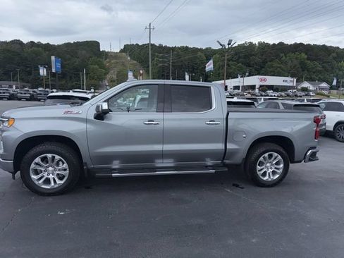 Certified 2025 Chevrolet Silverado 1500 LTZ AWD/4WD image 13
