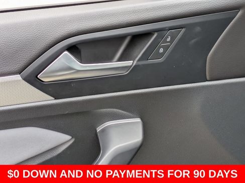 Used 2025 Volkswagen Jetta SE FWD image 13