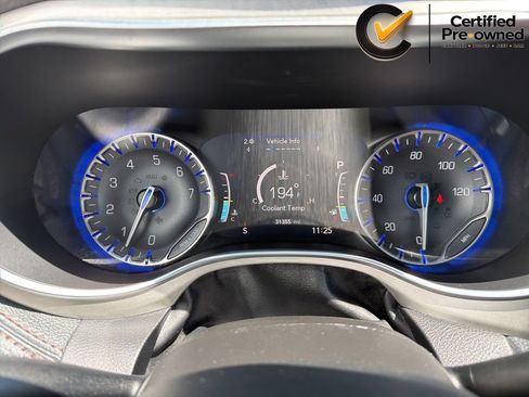 Used 2024 Chrysler Pacifica Pinnacle w/ Trailer Tow Group FWD image 72