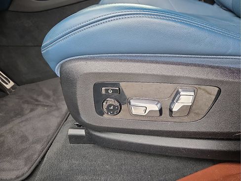 Used 2023 BMW XM AWD/4WD image 15