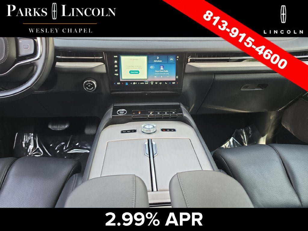 Certified 2025 Lincoln Navigator Reserve AWD/4WD image 14