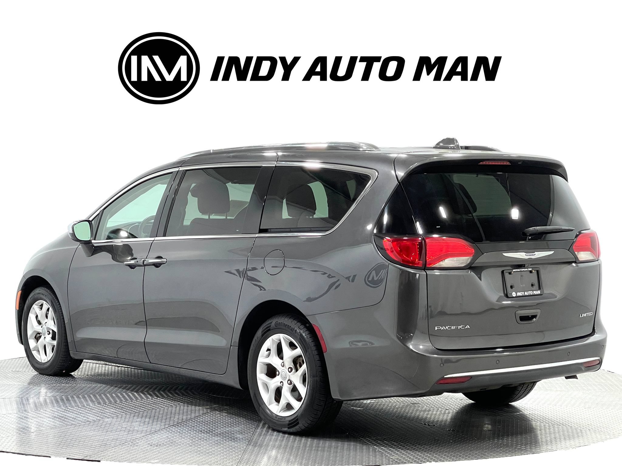 Used 2020 Chrysler Pacifica Limited FWD image 6
