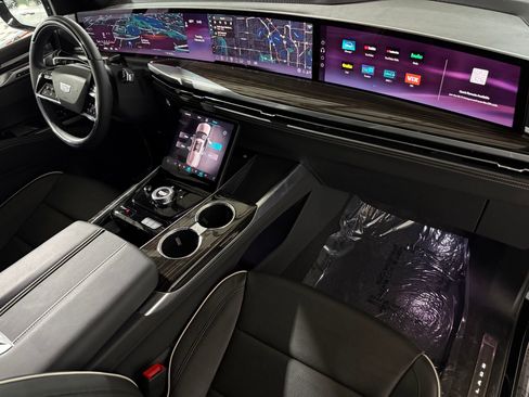 New 2025 Cadillac Escalade Premium Luxury w/ Touring Package image 55