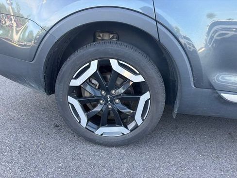 Used 2024 Kia Telluride S w/ S Sunroof Package AWD/4WD image 4