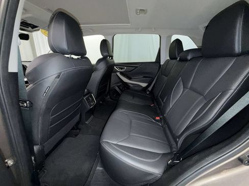 Used 2023 Subaru Forester Limited AWD/4WD image 12