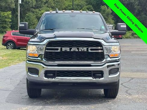 Used 2024 RAM 2500 Tradesman w/ Chrome Appearance Group AWD/4WD image 32