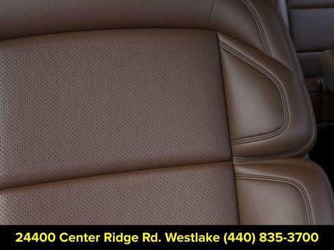 New 2026 Lincoln Navigator Reserve AWD/4WD image 16