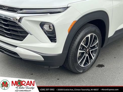 Used 2026 Chevrolet TrailBlazer LT w/ Driver Confidence Package FWD image 10